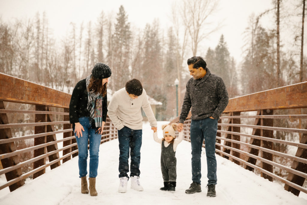 Ahmad Winter Family Portraits in Whitefish Montana at Riverside Park