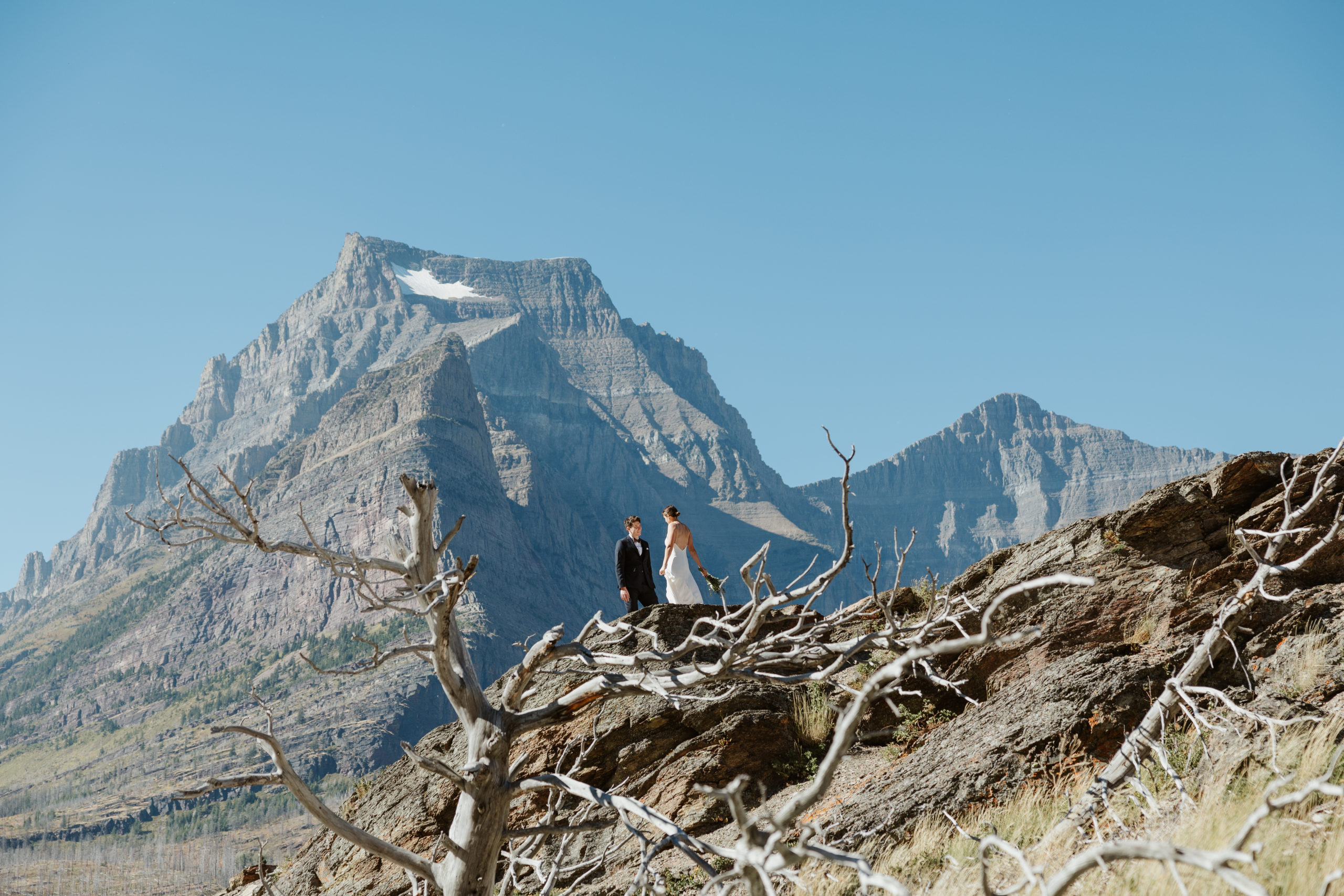 lauren_spencer_glacier_national_park_adventure_session-2